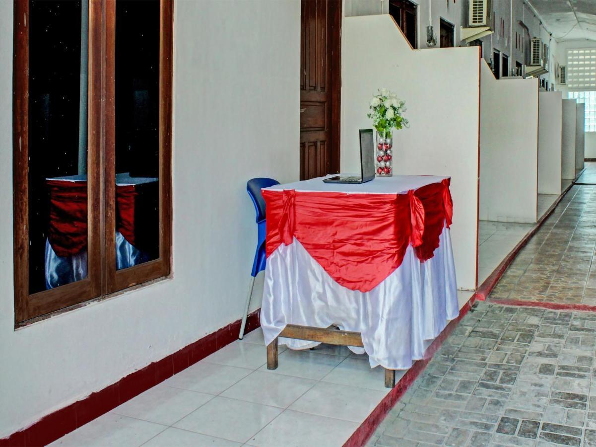 Oyo 91416 Puri 88 Homestay Kupang  Extérieur photo