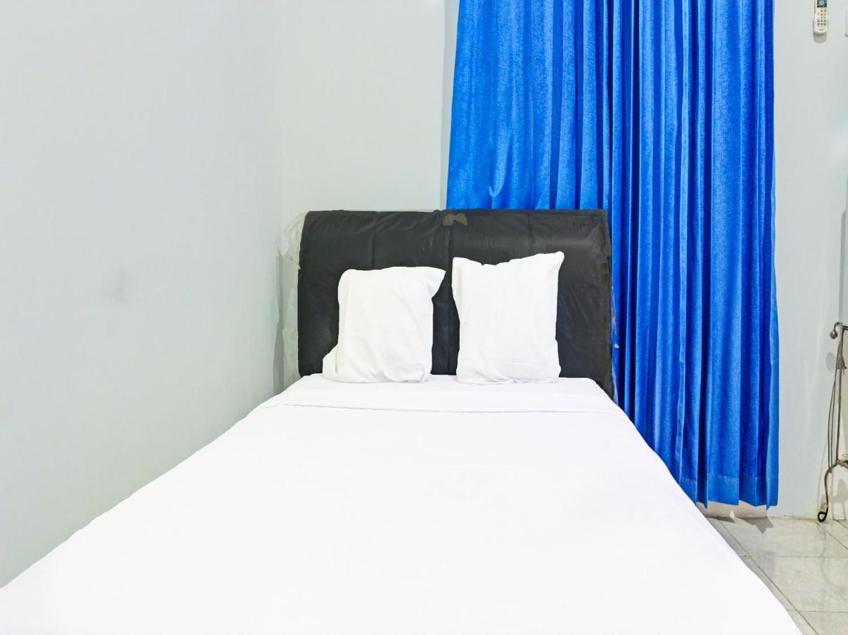 Oyo 91416 Puri 88 Homestay Kupang  Extérieur photo